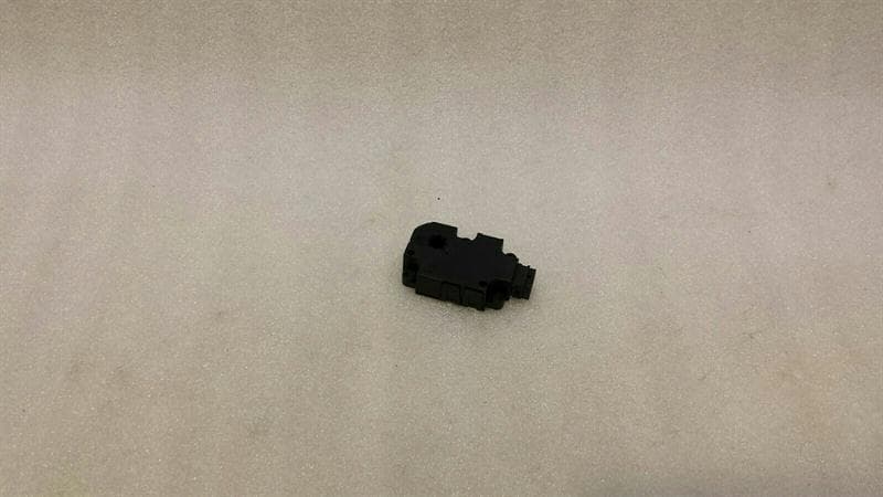 MERCEDES-BENZ Mercedes S-class W222 Vent Flap Motor A0999069600 Servo Motor
