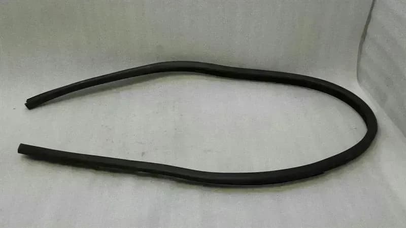 MERCEDES-BENZ Mercedes E Class W207 Right Door Seal A2076920476 Right Door Seals