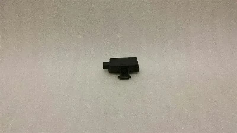 Mercedes C Class W205 Tyre Pressure Sensor A0009001105 Tyre Pressure Sensor