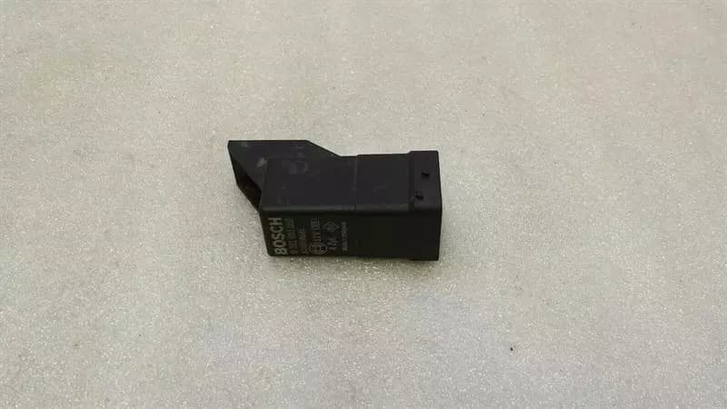MERCEDES-BENZ Mercedes C Class W205 Relay 8200798585 Relay