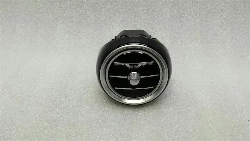 MERCEDES-BENZ Mercedes C Class W205 RHD Right Air Vent A2058304204 Right Hand Drive