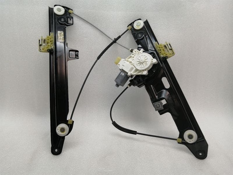 ROLLS ROYCE Rolls Royce Ghost Series II 2 Front Door Winder 51337213540 Front Window Regulator