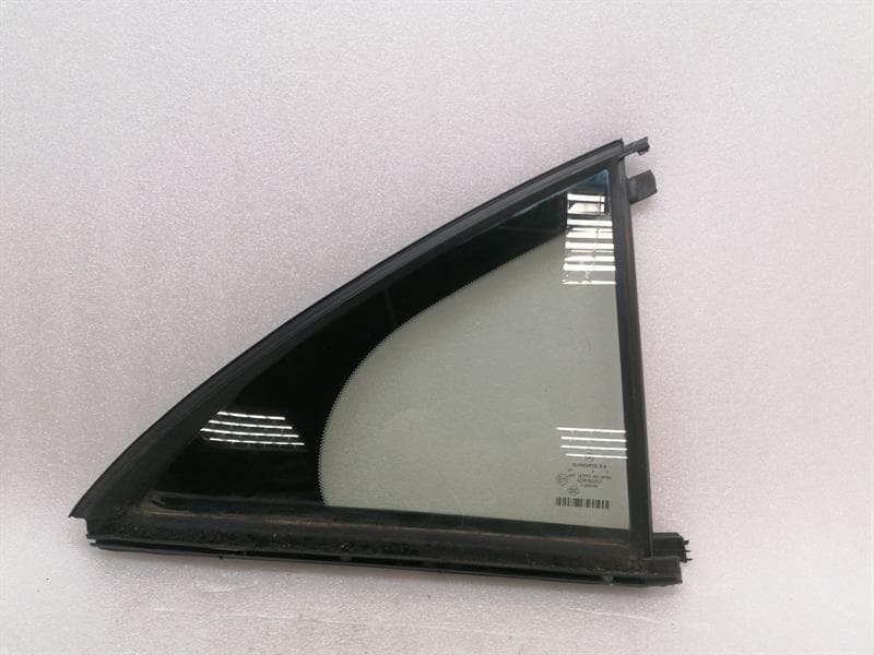 MERCEDES-BENZ Mercedes S-Class W221 Right Rear Quarter Glass A2217300820 Door Window Re