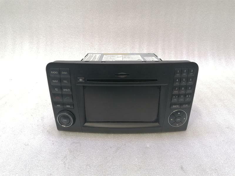 MERCEDES-BENZ US MERCEDES ML MOP LIFT W164 Navigation Monitor A1649007301 Sat Nav COMAND X164