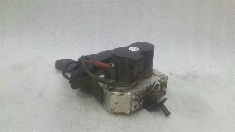 MERCEDES-BENZ Mercedes W216 ABC Valve A2213200358 Hydraulic Valve ABC Rear Block CL63 S63