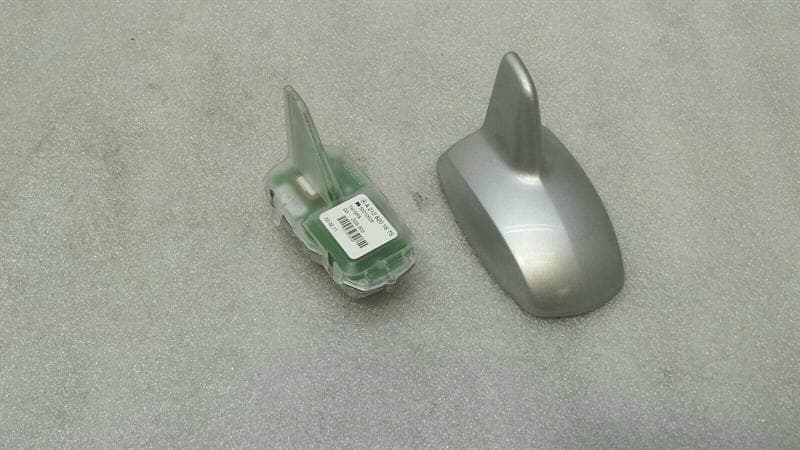 MERCEDES-BENZ Mercedes CLS W218 Roof Antenna A2128201675 Roof Antenna GPS