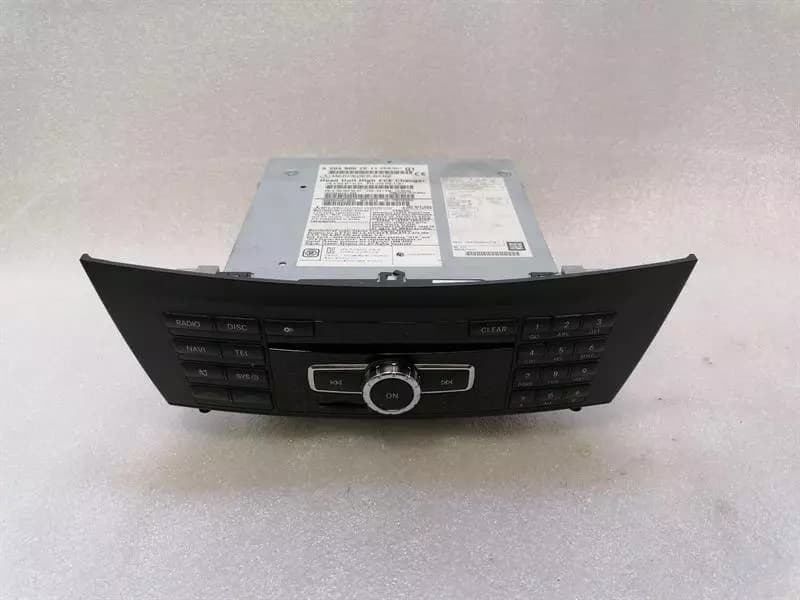 MERCEDES-BENZ Mercedes C W204 CD Player A2049007211 Audio System Controller HEAD UNIT HIGH MOPF