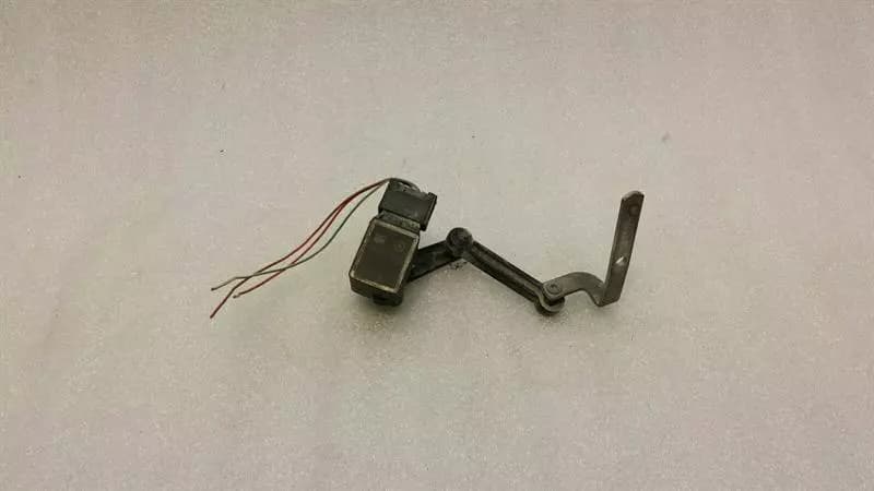 MERCEDES-BENZ Mercedes ML W164 headlight leveling sensor A0105427717 level sensor
