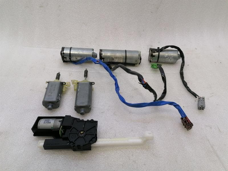 MERCEDES-BENZ Mercedes SL R230 front left seat engine set A2158200642 front left seat engine