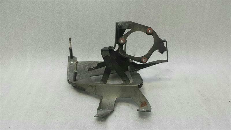 MERCEDES-BENZ Mercedes CLS W219 airmatic pump bracket AMG A0001405385 holder carrier pump