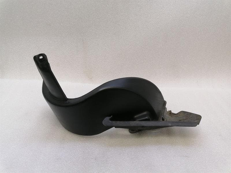 CHEVROLET Chevrolet Corvette C6 15141599 left rear brake cooling duct rear left