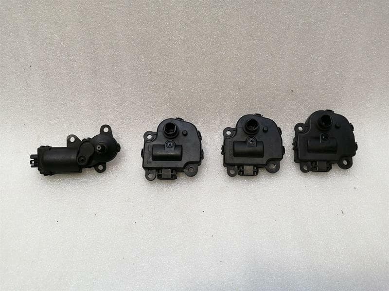 CHEVROLET CORVETTE C6 Vent Flap Motor 52411997 Servo Motor HVAC Flap 52405614