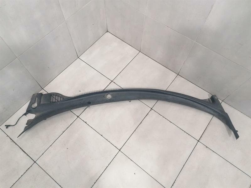 CHEVROLET Chevrolet Corvette C6 15242376 Cover Windshield Cowl Panel