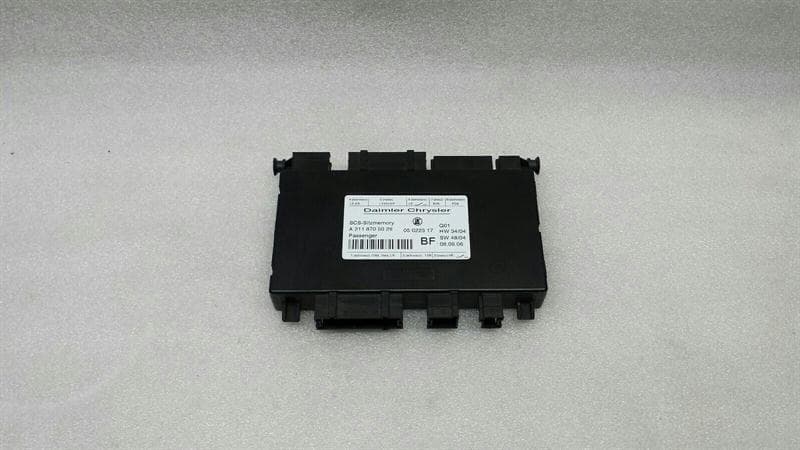 Mercedes CLS W219 front right seat unit A2118705026 seat control unit front RE
