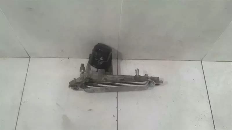 TOYOTA Toyota Hilux Oil Filter Housing 15701-30090 Oil Cooler Holder 1KD 1KD-FTV D4D 3.0
