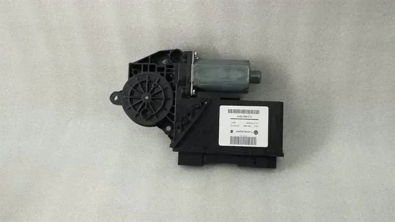 VW VOLKSWAGEN TOUAREG 7L FLH door window engine 7L0959702S power window motor VL