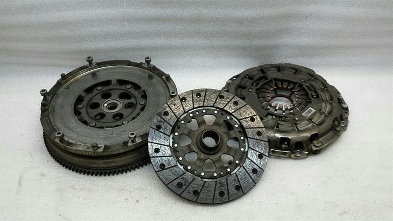 BMW BMW Z4 E85 E86 Clutch Kit Flywheel 21207556565 Flywheel + Clutch 2.5 07