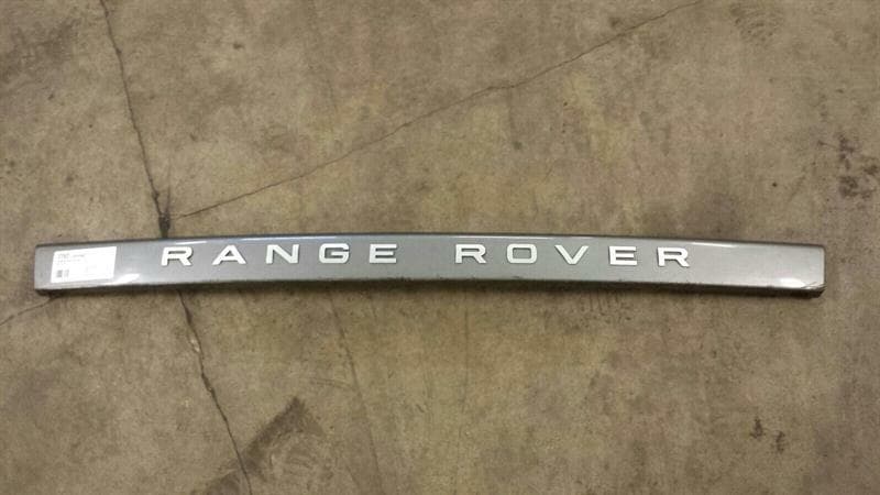 LAND ROVER Range Rover Sport L320 Lower Tailgate Shipper LR014360 Tailgate Molding