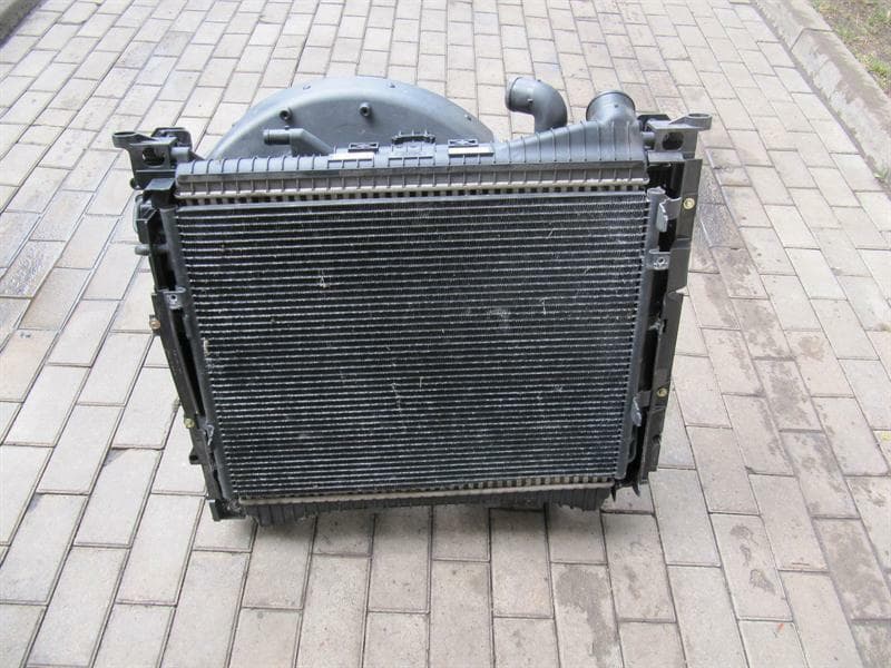 LAND ROVER Range Rover Vogue L322 Radiator Pack BH42-9L440-AB Radiator Pack 4.4D V8 TDV8