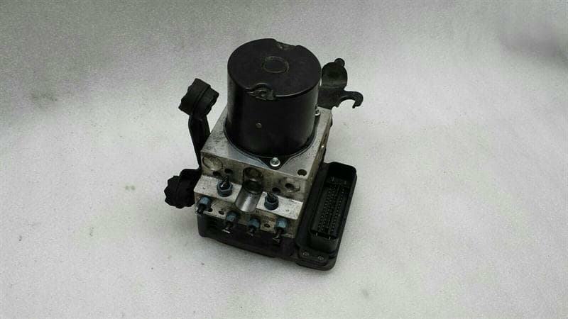 BMW BMW 5 Series E60 E61 hydraulic block control unit 6783360 ABS pump 535i N54 DSC