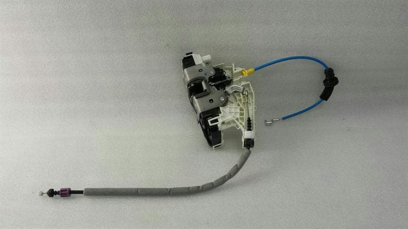 Mercedes E Class W212 door lock FLH A2047202935 A0997200735 DOOR LOCK VL