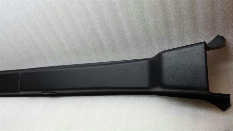 MERCEDES-BENZ Mercedes G-Wagen W463 B Post Cover Left B Pillar Trim Left A4636900025