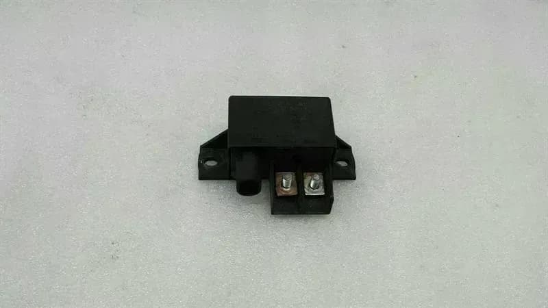 MERCEDES-BENZ Mercedes E Class W211 Battery Relay A0025426419 High Current Relay