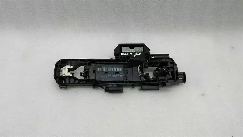 MERCEDES-BENZ Mercedes E Class W212 Door Handle A2127601334 Door Handle Carrier Rear Right