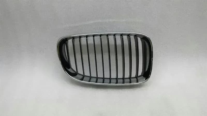 BMW BMW 1 Series E87 Right Front Grille 51137166440 Radiator Grille Right