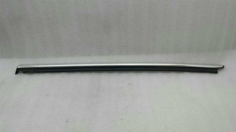MERCEDES-BENZ Mercedes R Class W251 Right Rear Moulding A2516905480 Moulding Trim Rear Right