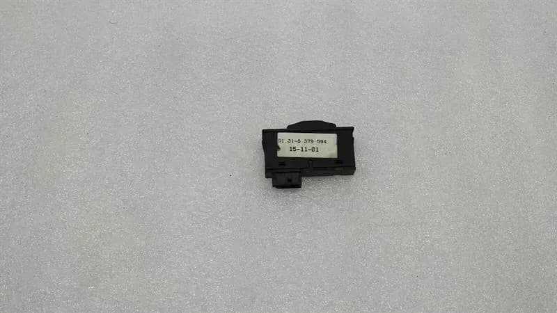 BMW BMW 7 series E65 distribution switch 8379594 battery shut-off switch