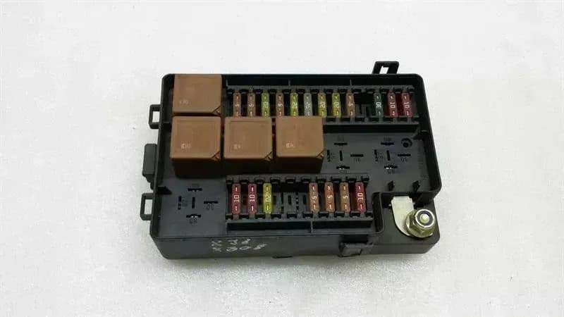 JAGUAR Jaguar XJ X308 Fuse Box LNF2822AB Fuse Box