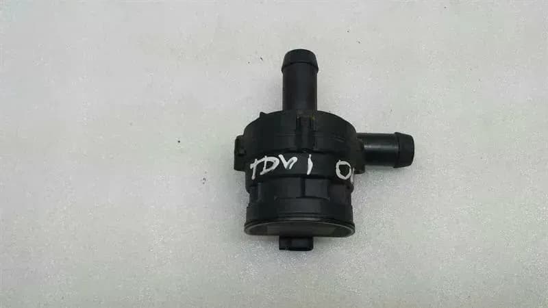 JAGUAR Jaguar XJ6 X350 additional cooling pump R83-18D474-AB coolant pump pump