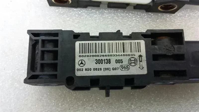 Mercedes S-class W220 Impact Sensor A0028200826 Crash Sensor SRS