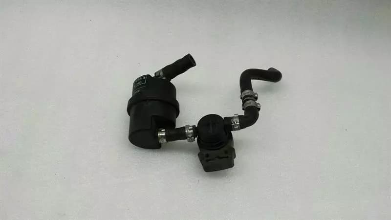 MERCEDES-BENZ Mercedes CLS W219 Regenerator Valve A2114700116 Fuel Tank Breather Valve