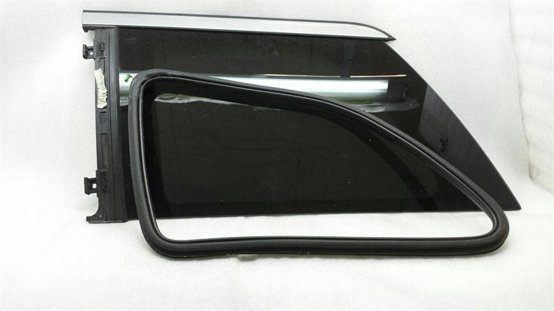 MERCEDES-BENZ Mercedes GL X164 Left Rear 1/4 Glass A1646702150 Door Glass 1/4 Rear Left