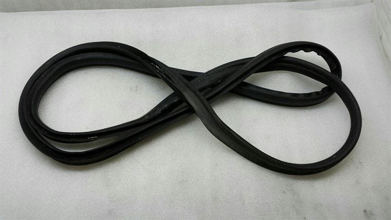 MERCEDES-BENZ Mercedes GLK X204 Boat Lid Seal A2047400278 Tailgate Gasket