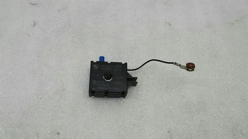 BMW BMW 3 series E46 aerial antenna 65256912824 antenna amplifier vet amplifier