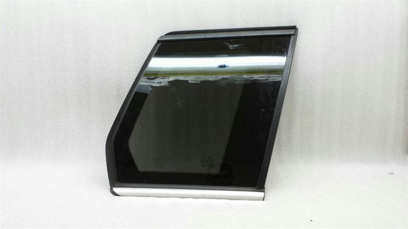 MERCEDES-BENZ Mercedes GLK X204 R 1/4 glass A2046703054 door window 1⁄4 rear right dark tinted