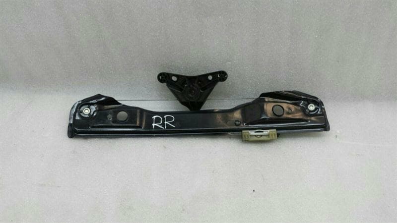 MERCEDES-BENZ Mercedes W176 window regulator rear right A1767300279 rear right window regulator