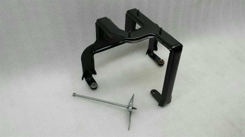 BMW BMW Z4 E85 E86 Z4M Battery Bracket 61217895238 Battery Carrier Shell