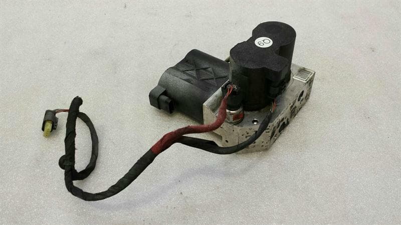 MERCEDES-BENZ Mercedes W221 W216 ABC Suspension Valve Block A2213200358 ABC Hydraulic Valve