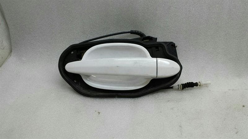 BMW BMW 6 Series E63 door handle 51217008887 door handle right handle RHD left
