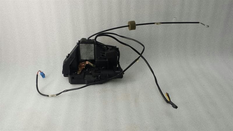 MERCEDES-BENZ 2007 MERCEDES E Class E500 Türschloss hinten rechts 2117301035 Door Lock rear