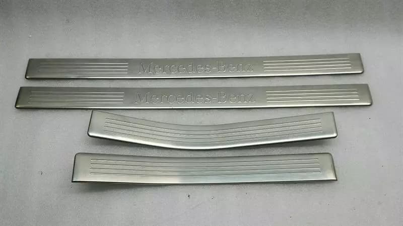 Mercedes CLS W218 door chrome strip A2126860936 door chrome trim
