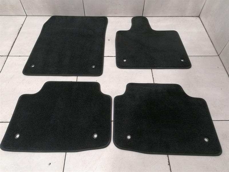 JAGUAR JAGUAR i-PACE X590 EV400 Floor Mats J9D3-130A22-AD RHD RIGHT HANDLEBAR
