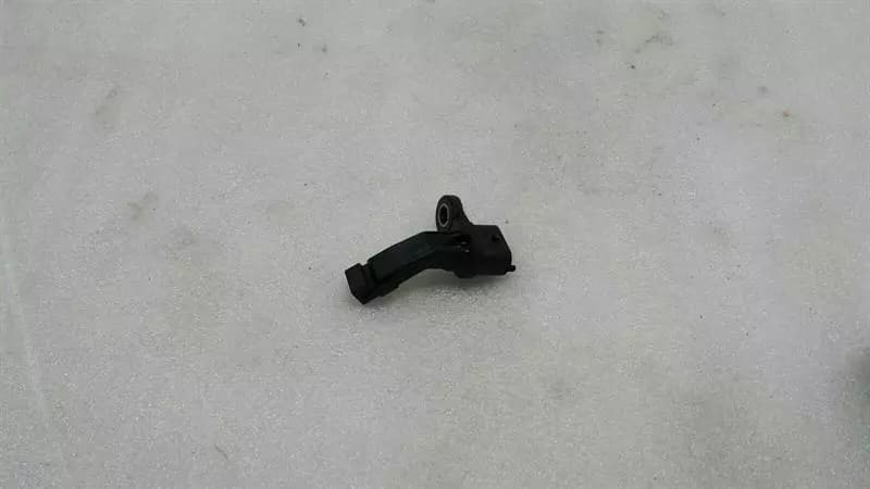 Mercedes CLA W117 Crankshaft Position Sensor A2709050600 Crankshaft Sensor M270