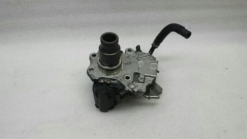 MERCEDES-BENZ Mercedes C Class W204 W212 Fuel Pump A6510701201 Fuel Pump Diesel Pump CDI