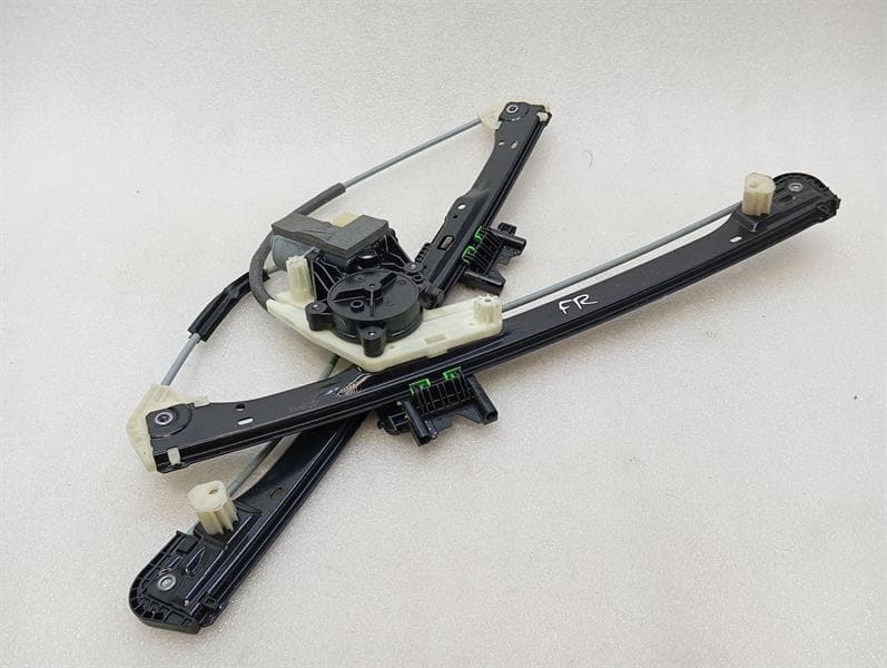 JAGUAR JAGUAR i-PACE X590 Right Front Door Winder J9D3-23200-AC Front Window Regulator Re