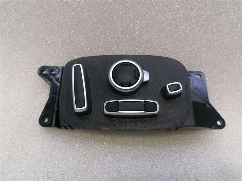 JAGUAR JAGUAR i-PACE X590 EV400 Right Seat Switch GX63-14B566-DB Right Seat Switch